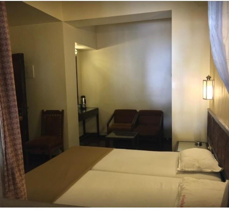 Hotel Ganesh Palace 뭄바이 외부 사진